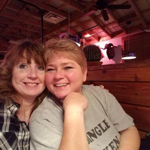 Meet your Posher, Loriann